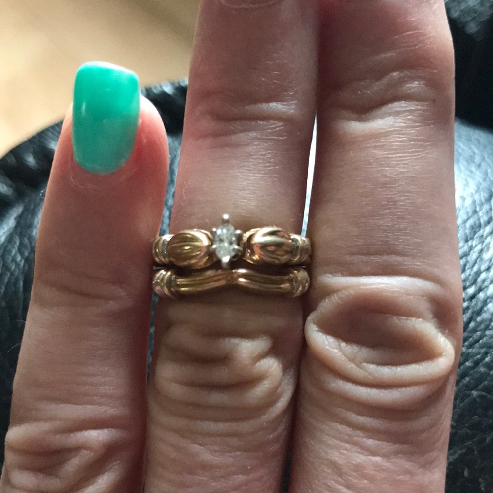 Marquis diamond wedding ring set